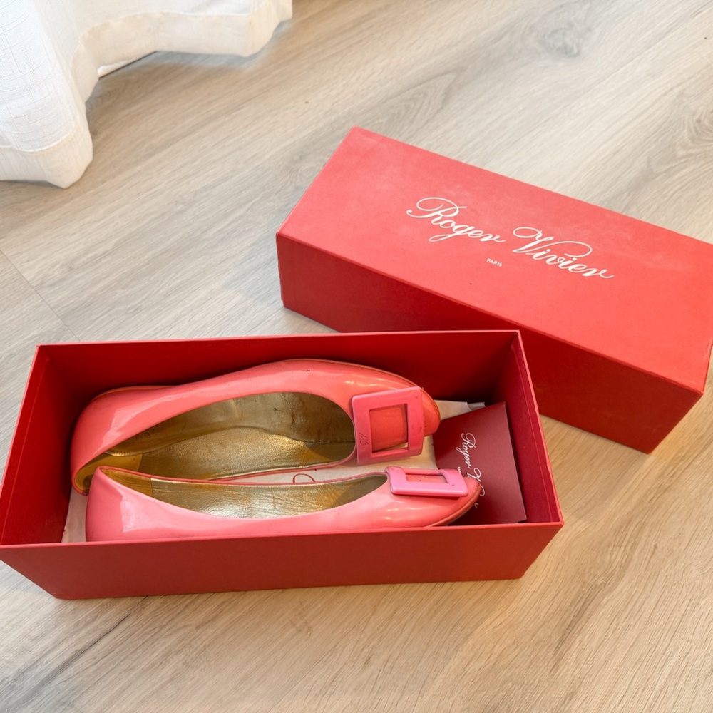 Authentic Roger Vivier Pink Gommette Flats - Picture 2 of 9